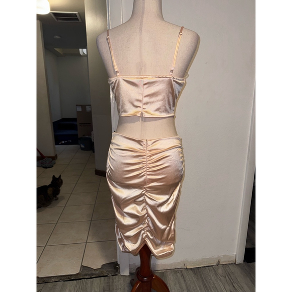 Dress or skirt 2 pc. Gold pink rose sz medium Vietnam shiny silky strap zipper - Picture 5 of 9